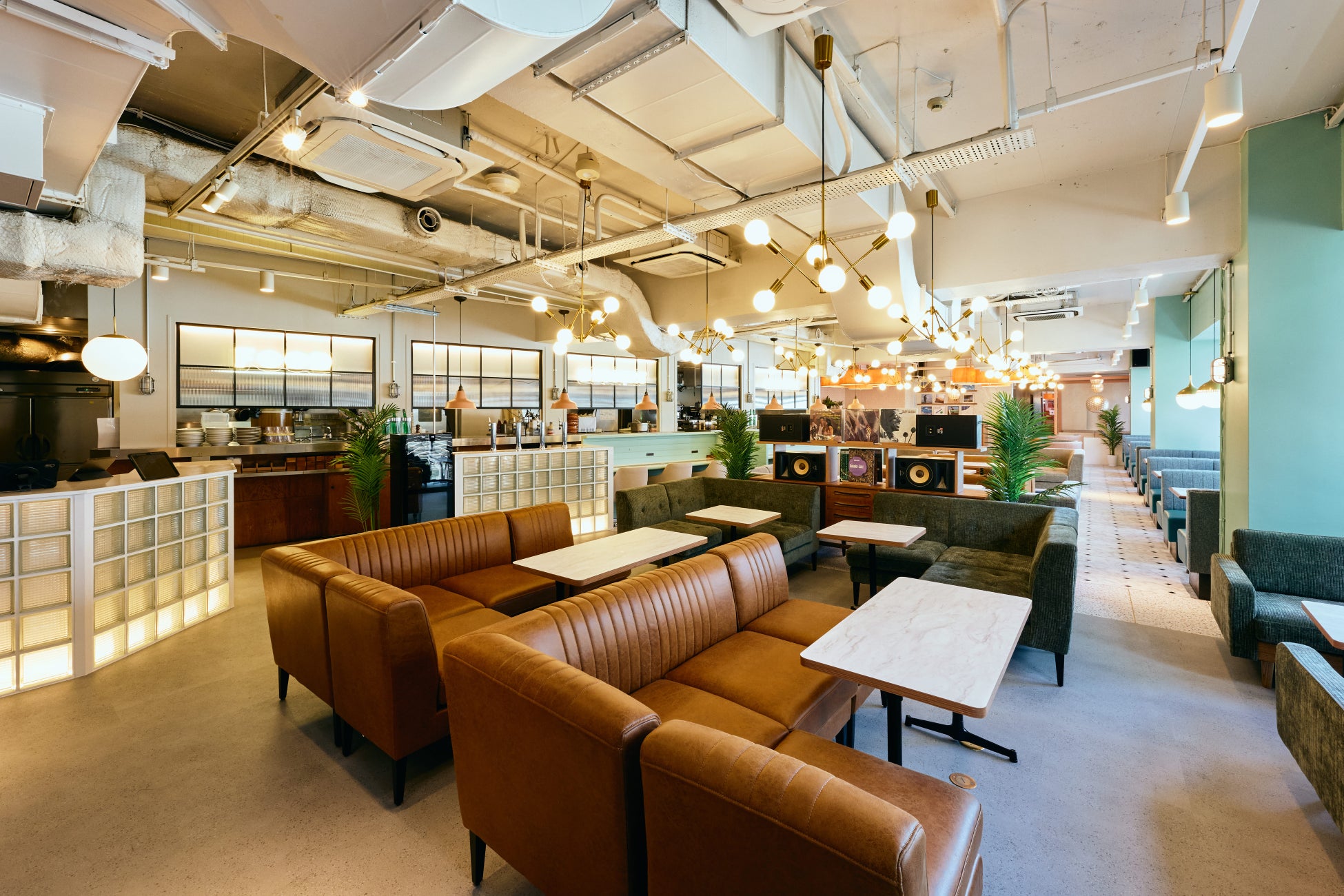 「味の民芸」が「手延べうどん 麺づくり体験」を開催