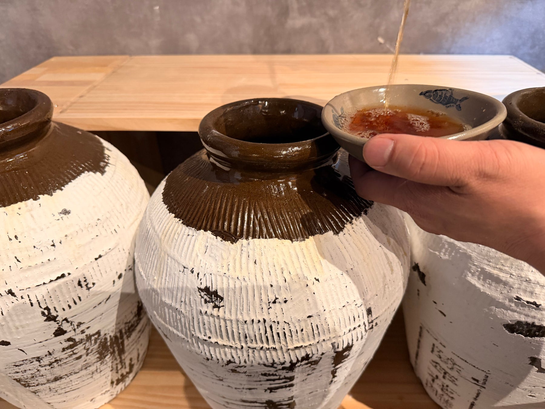 紹興酒を“選ぶ酒”にする。南方急行の新しい挑戦。紹興酒を量り売りで飲むという新しい提案。