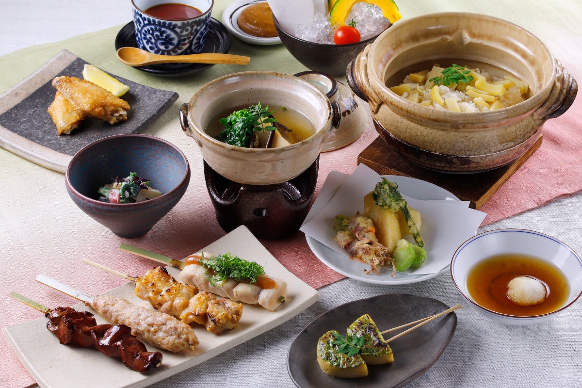 【DATE BACK TO DAWN】ラウドロックバンド DATE BACK TO DAWN、前例のないケバブ店コラボでサライケバブ綱島店テーマソング「宮殿の秘宝」公開