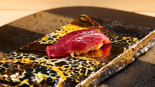 【六本木 鮨悠】大間産本鮪を贅沢に堪能する期間限定コース 3万3,000円（税込）を提供開始30年の技と京懐石の美学が交わる、六本木でしか出会えない至極の鮨体験