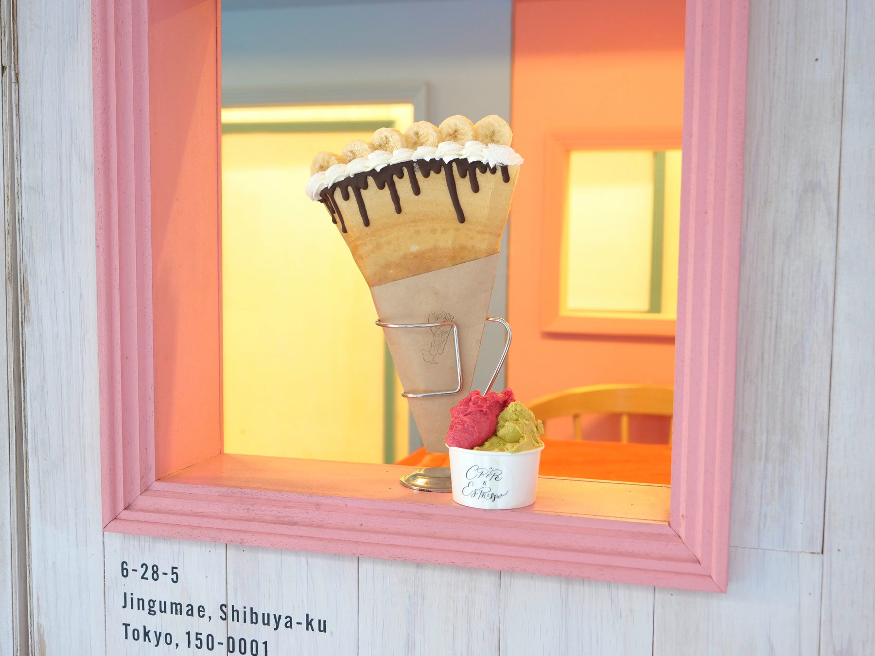 原宿に“黄金クレープ”と本格ジェラートの新体験店舗が誕生！