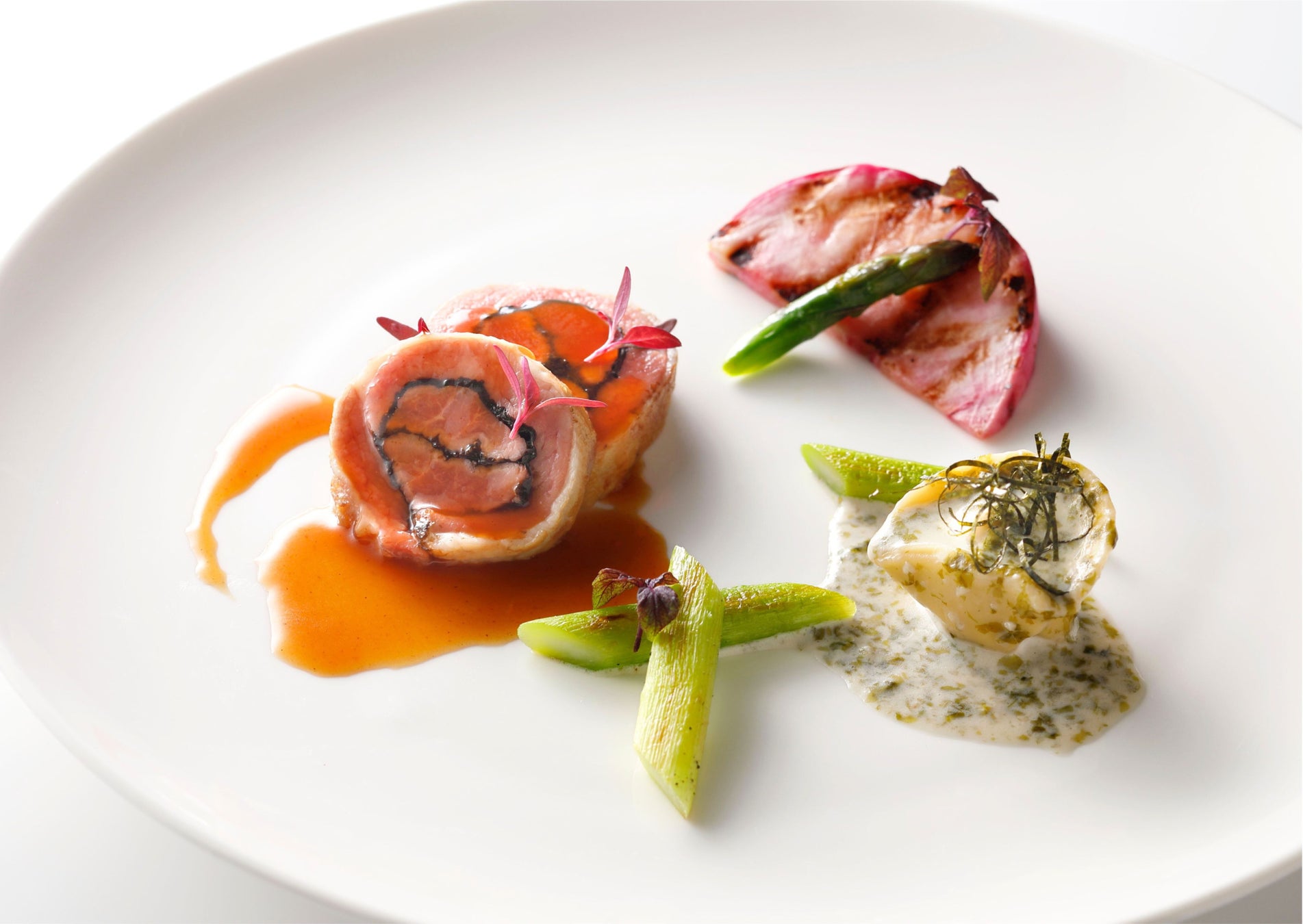 ＜テレビ朝日「食彩の王国」で紹介＞総料理長 小出裕之が“漆黒の潮騒”江戸前ちば海苔メニューを考案