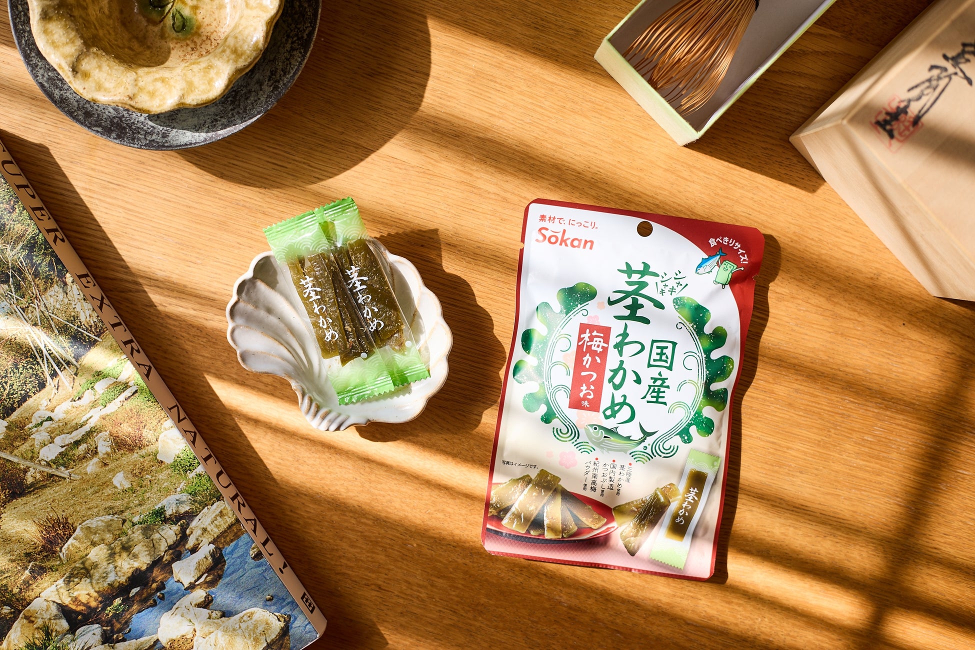 持ち運びに便利な食べきりポケットサイズが登場『国産茎わかめ梅かつお味 26g』が新登場！