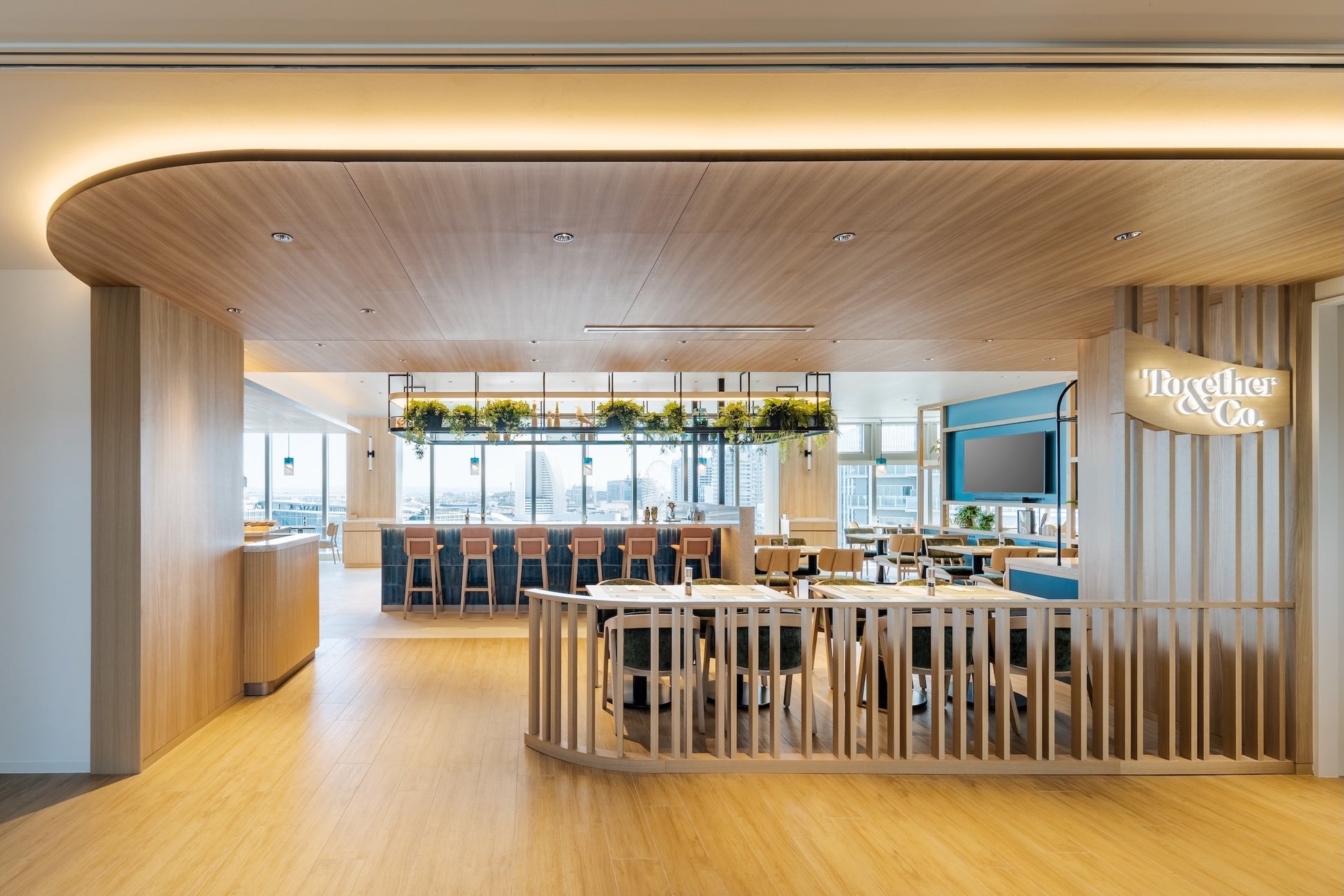 コラボシリーズ第52弾！蒸し焼きにした白菜の甘味と相性バツグンな北アフリカの調味料ハリッサとアンチョビ白ワインを合わせた風味豊かなソースが登場！「白菜ステーキハリッサソースの素」100本限定販売始！