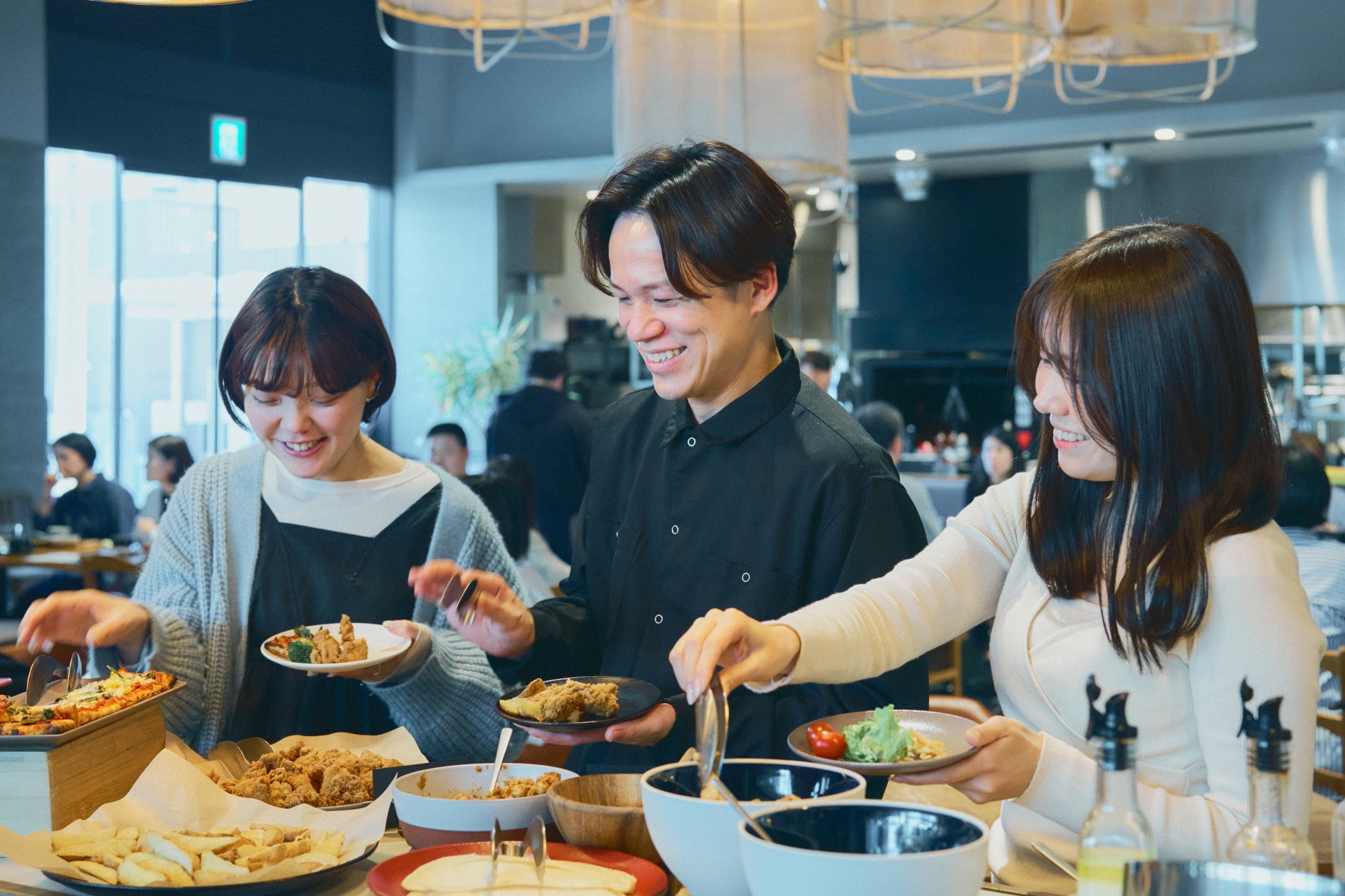 【開業2周年記念】焙煎所併設のカフェとブルワリー併設の薪火グリルダイニング2周年記念イベントを2026年4月18日(土),19日(日)開催