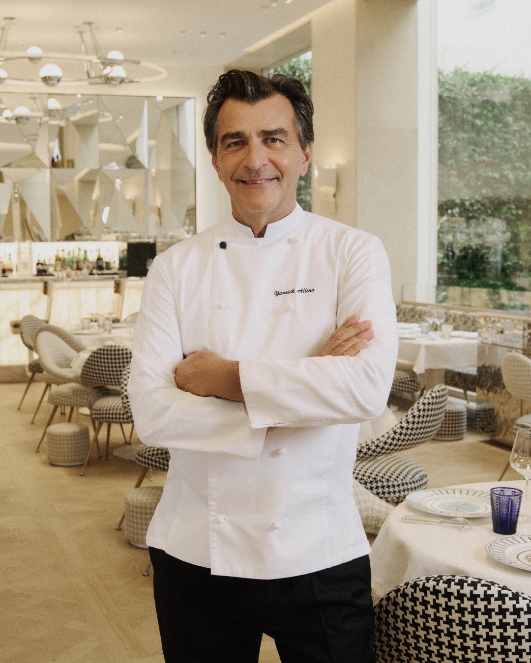 【Dior】モンテーニュ通り30番地の「ムッシュ ディオール by ヤニック アレノ」が『ミシュランガイド 2026』で星を獲得