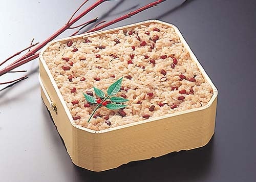 入学式の赤飯は消えるのか——最盛期100升から40升へ　入学者3割減の豊橋で老舗が早朝3時に守る“門出の味”