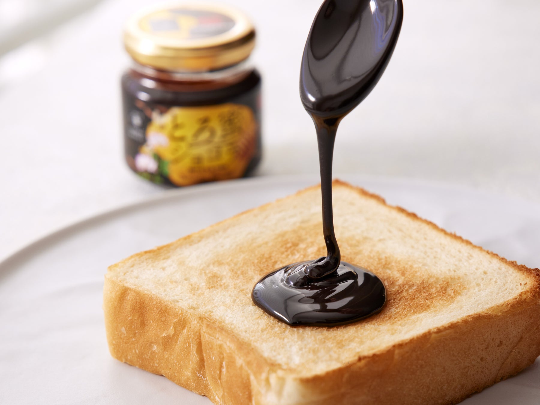 高校生の養蜂プロジェクトが商品化へ