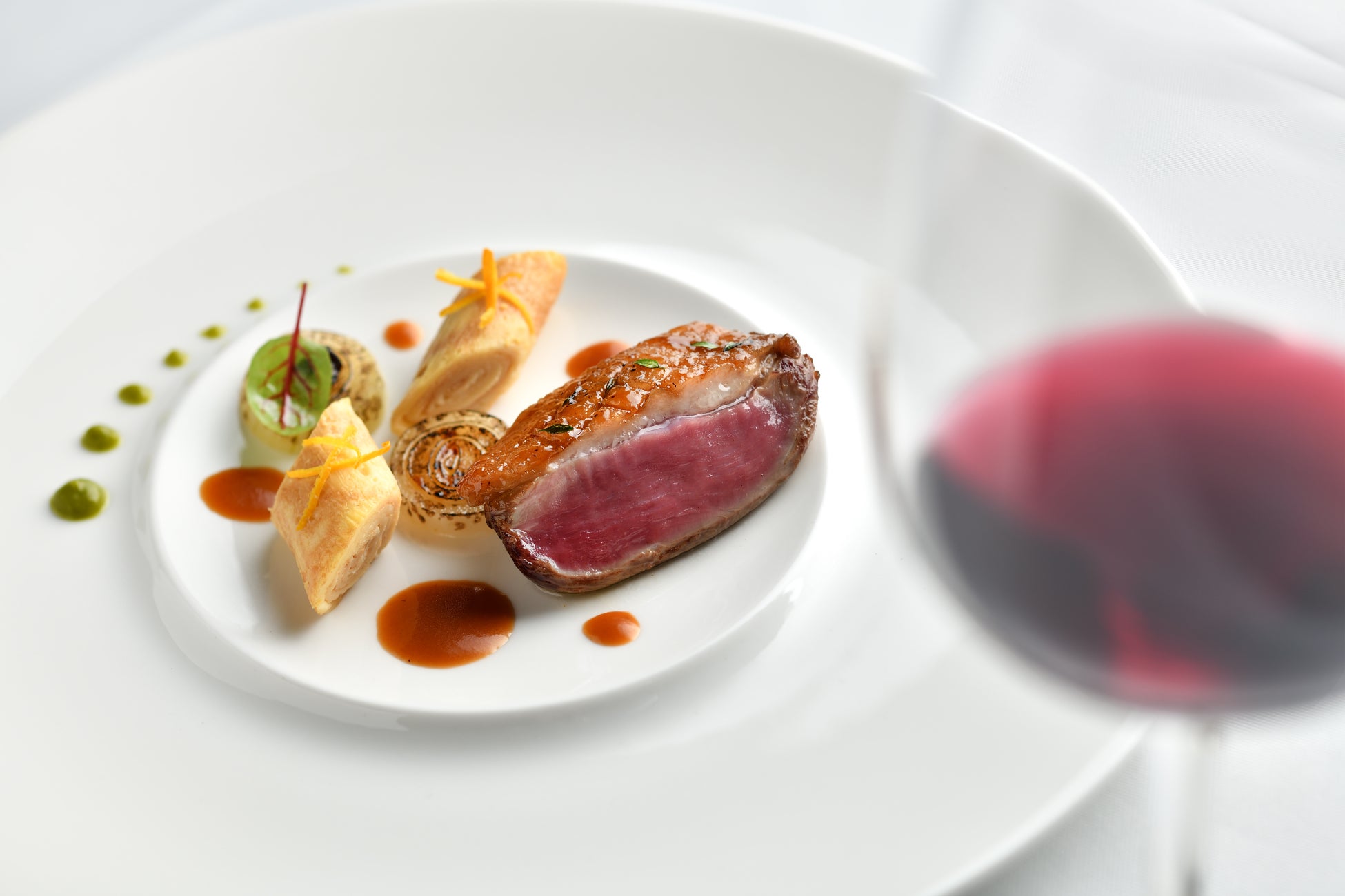 NIKI Hills Winery、世界的人気シェフ奥田政行氏を招いたスペシャルディナー＆ナパワインの真髄を紐解くペアリングナイト、2日連続でイベント開催