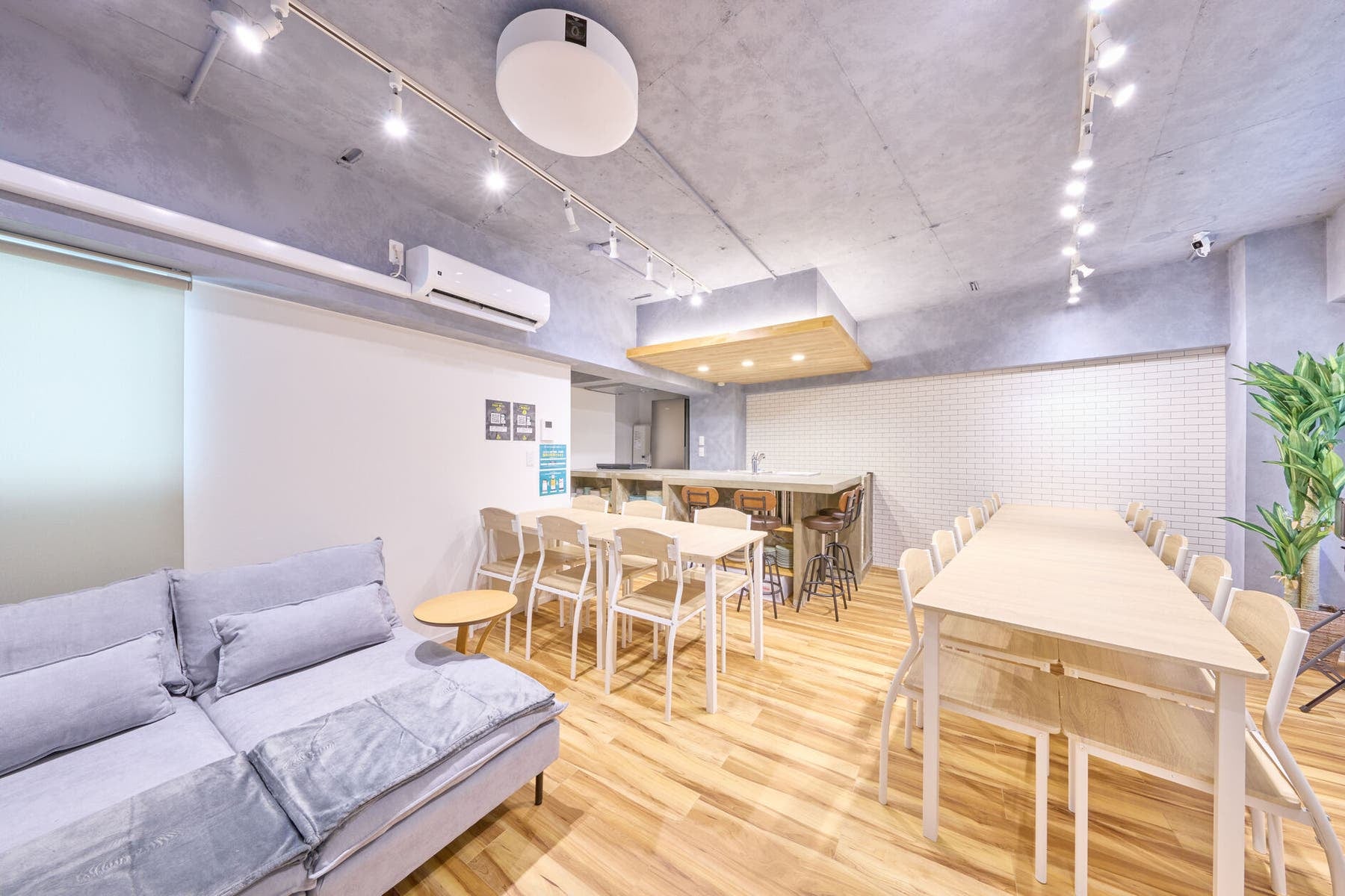 魔法のパスタ伊集院店、日置市でパスタもピザもデザートも楽しめる“一店舗完結型”の食体験