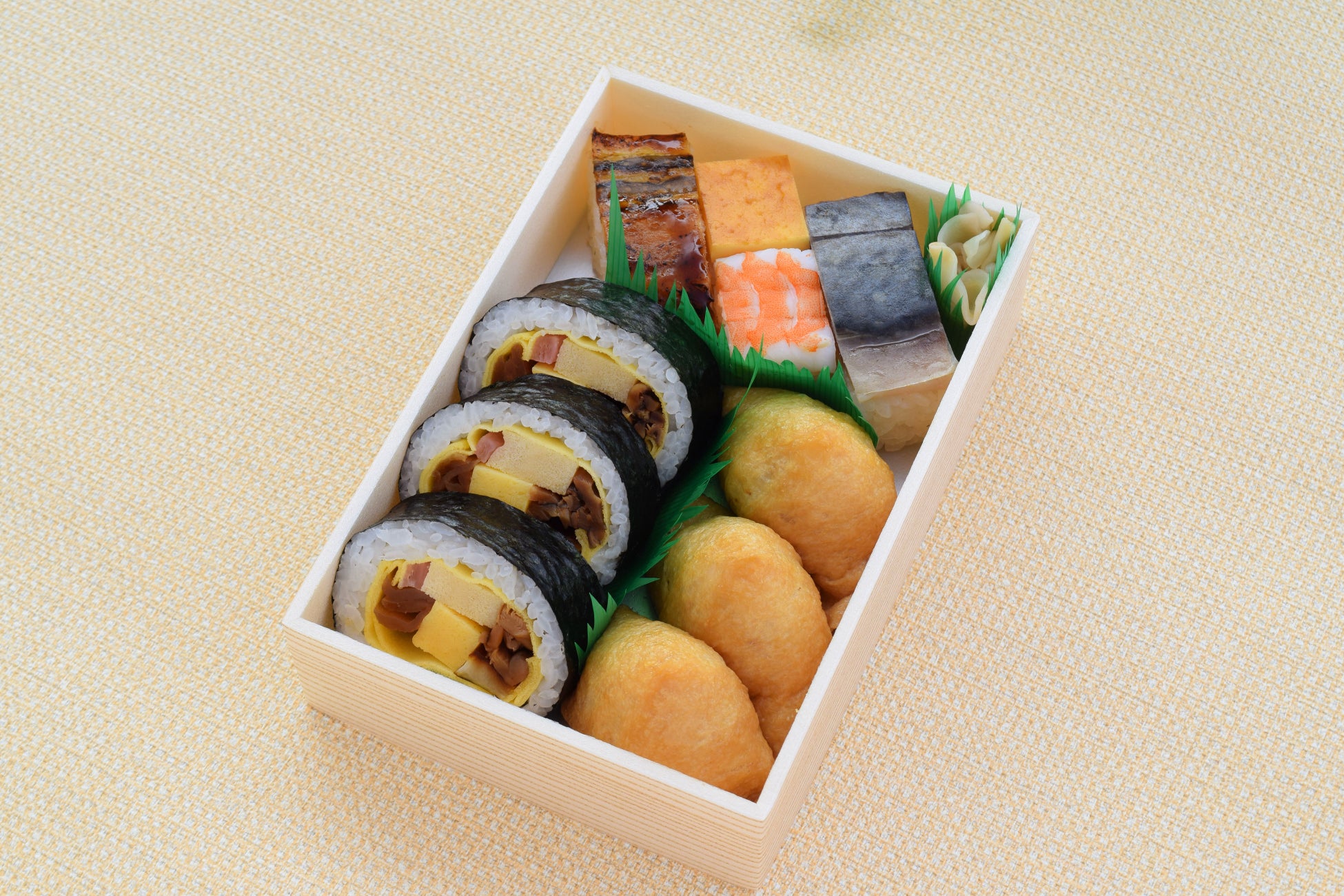 不二家洋菓子店で人気の2品「プレミアムショートケーキ」＆「プレミアムチョコ生ケーキ」3日間限定半額キャンペーン！