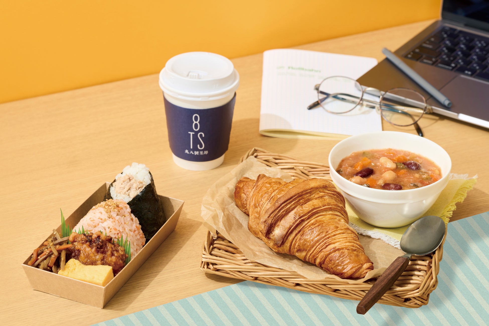 春の新作スイーツを愉しむ「AFTERNOON TEA with MORIZO TEA Sweet Selection」と、秀月堂監修 かき氷の新フレーバー「グレープフルーツ」が登場。