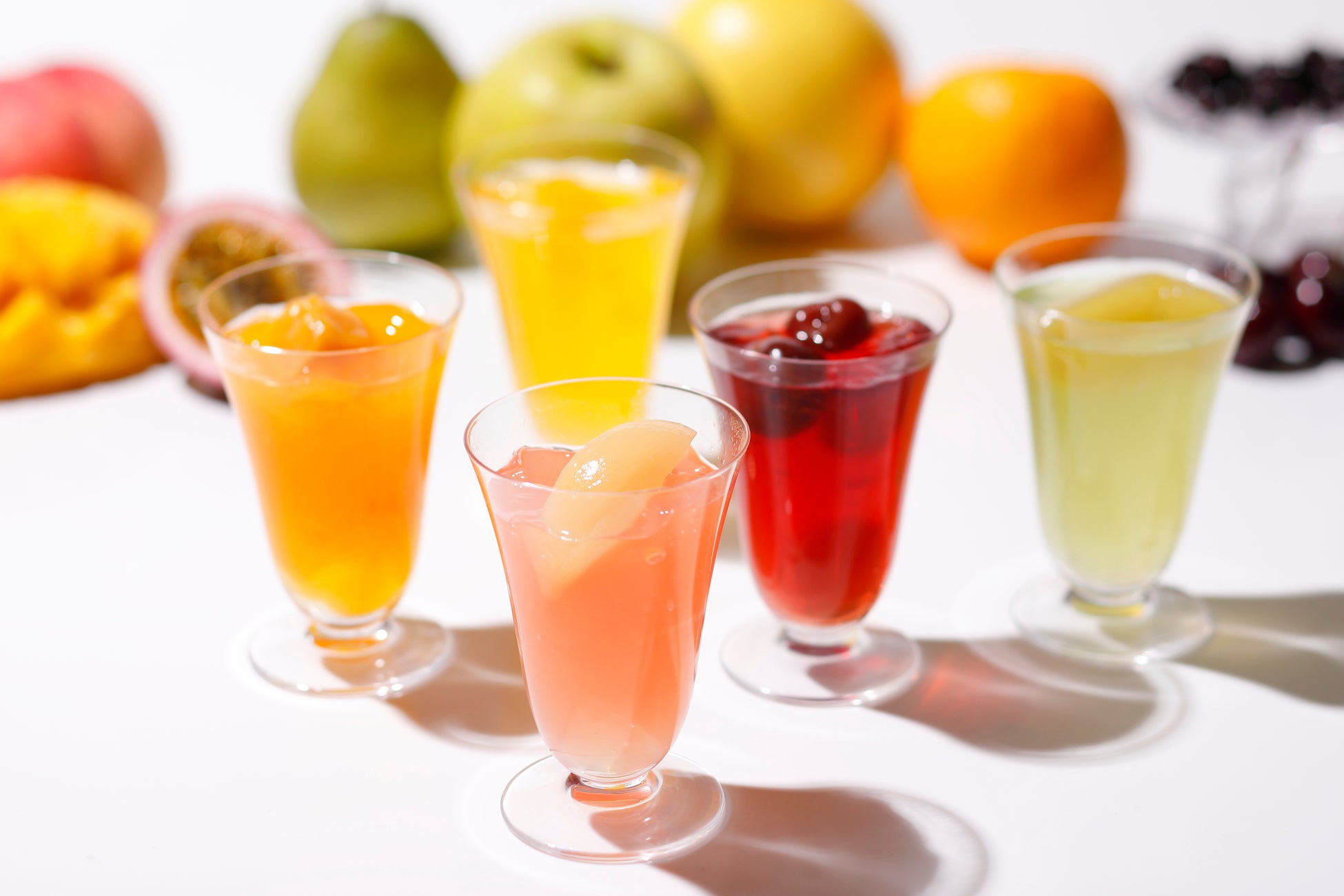 オルビスの体験特化型施設『SKINCARE LOUNGE BY ORBIS』の『JUICE BAR』に佐藤晴美さんとコラボレーションしたスムージーが期間限定で登場！