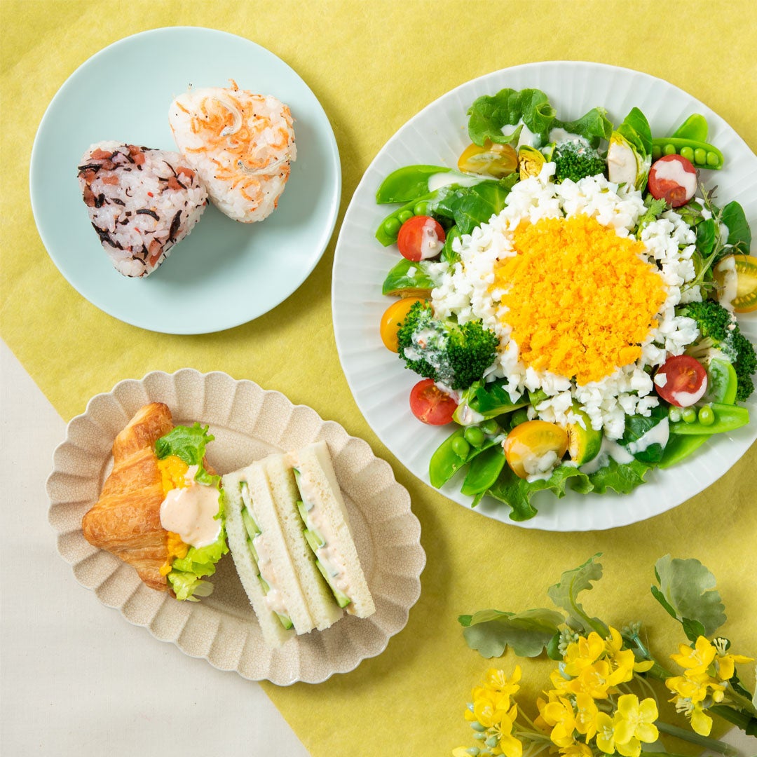 大好評”粉末だし”シリーズ『粉末野菜だし』新発売！久世福商店が提案する、春の野菜をおいしく食べる彩り豊かな食卓「はるいろごはん」