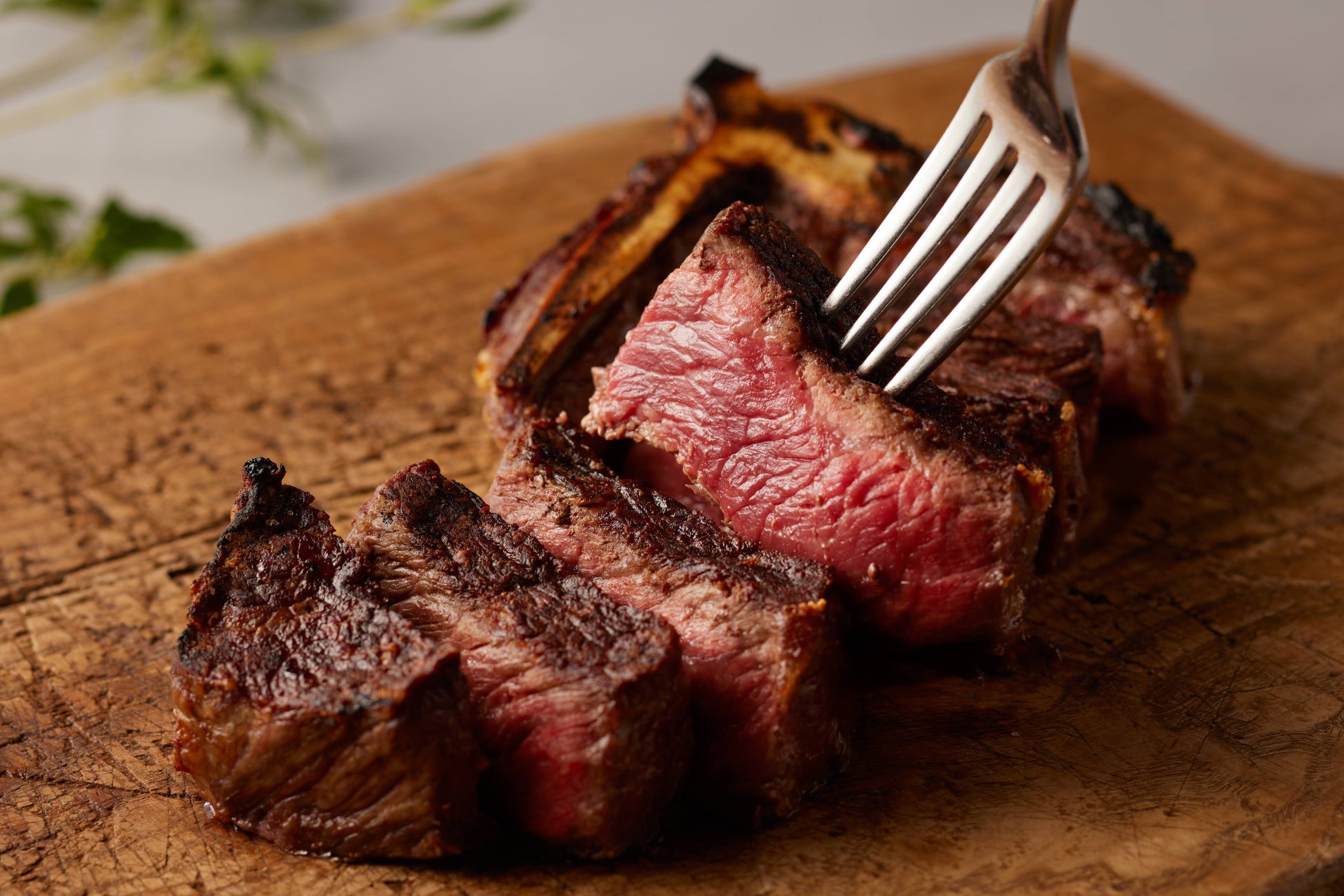 【ピーター・ルーガー・ステーキハウス 東京】自宅で味わう最高級ステーキ体験　新商品を発売