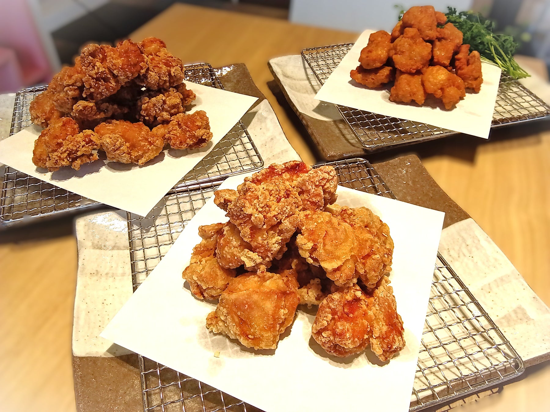 「推し唐揚げ頂上決戦」開催！イビススタイルズ東京ベイ 初夏の朝食フェアは3種の唐揚げから人気No.1を決める投票スタイル！