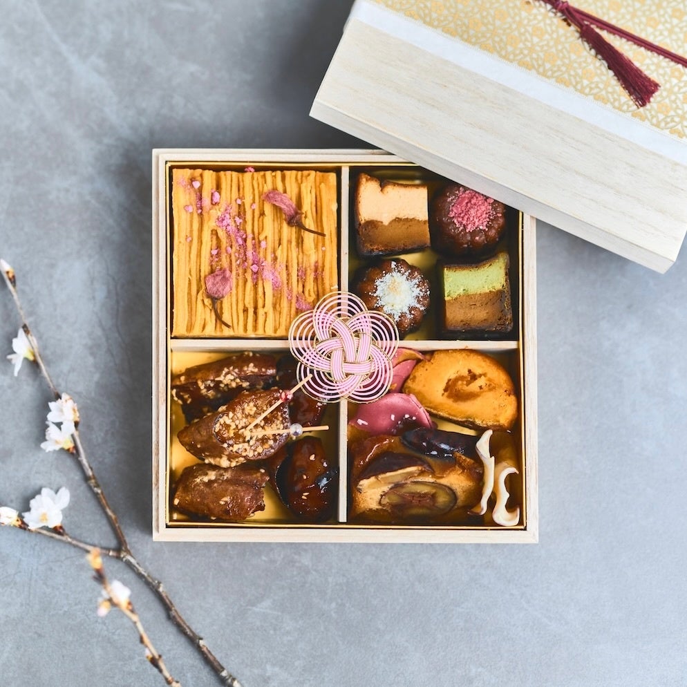 中目黒・代々木公園のお花見に。10種の蜜芋スイーツが揃う春限定『蜜芋尽くしのスイーツお重箱〜桜霞〜』｜全国配送対応｜& OIMO TOKYO
