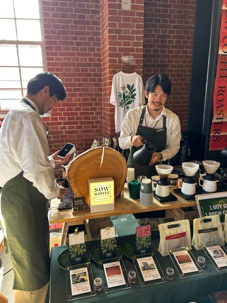 日本遺産「舞鶴赤れんがパーク」がコーヒーとチョコの香りに包まれる。「KYOTO コーヒー・チョコレートフェスティバル」開催