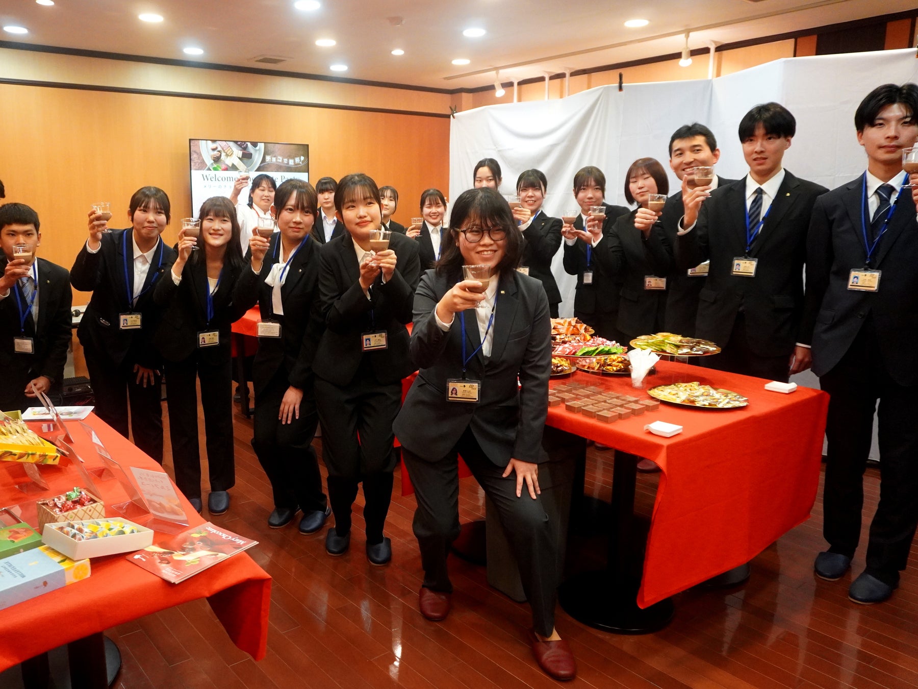 新入社員歓迎会はお酒だけではない！？メリーチョコレートがチョコレートの新しい楽しみ方体験、「チョコで乾杯！ウェルカムチョコレートパーティー」を実施！