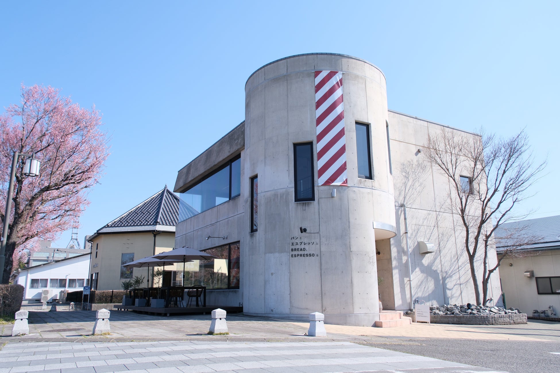 東京都「豊洲 千客万来」に“圧縮する”スマートゴミ箱「SmaGO」を導入