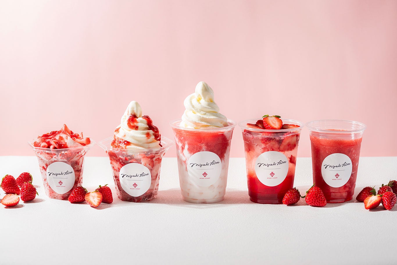 ＜MIGAKI FARM 閖上店＞凍らせた完熟ミガキイチゴをそのまま削る、極上の“ひんやり”体験。「まるごとけずりいちご」など春夏限定メニュー5種を4月9日(木)より発売