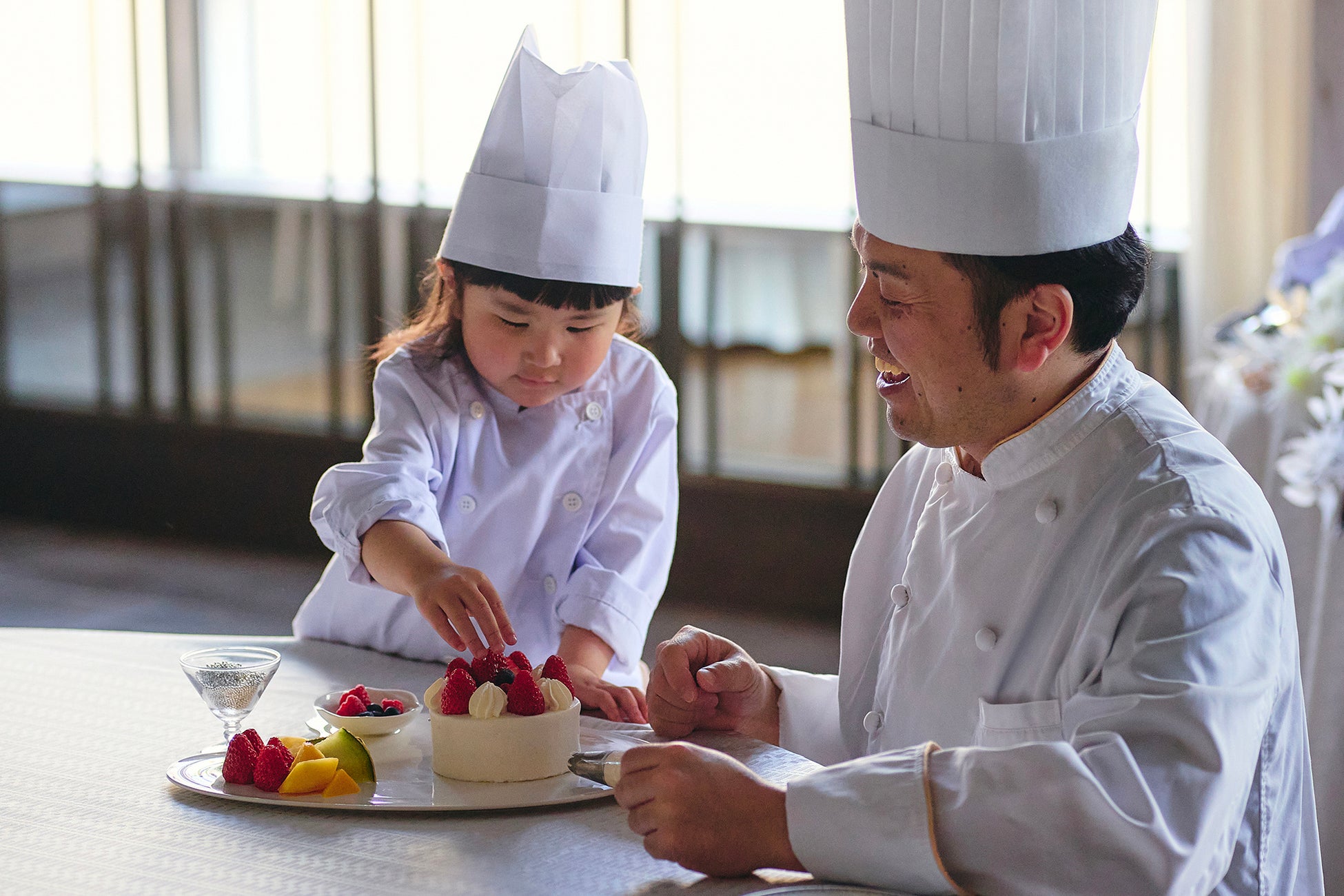 親子で楽しめるリカちゃんスペシャルコラボレーション！「キッズパティシエ & フラワーデザイナー体験イベント」開催