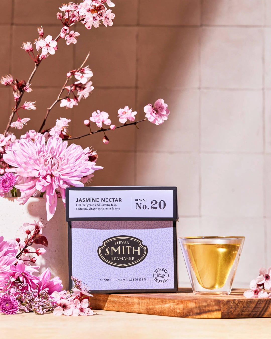 春限定「No.20 Jasmine Nectar」登場。スミス・ティーメーカーが新作ラテやティーフライトを展開。