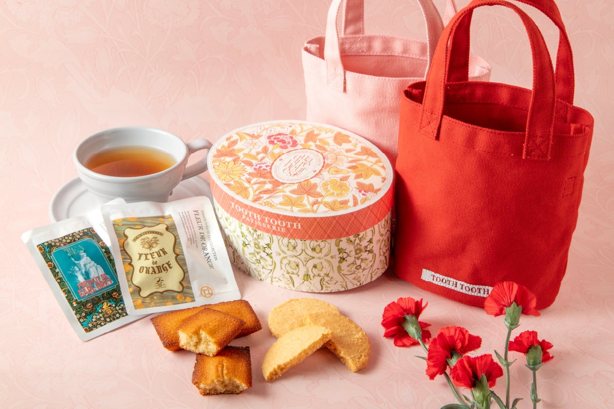 【赤肉×青肉のWメロン】茨城県産の青肉メロンを半玉分使用した『贅沢メロンケーキ』や2種のメロンを楽しめる『Wメロンの杏仁豆腐』などメロンづくしなスイーツが新登場！タルトやパフェなど全5品を限定発売！