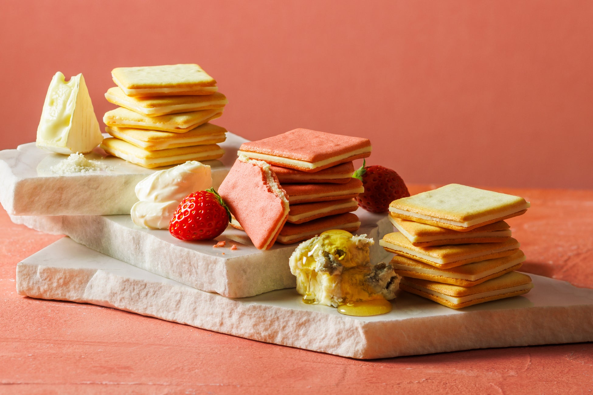 ＜母の日ギフトに＞人気の苺の味わいと定番クッキーの詰合せ。【東京ミルクチーズ工場】から『クッキー詰合せ27枚（ストロベリー）』が4月より各店舗順次発売を開始!