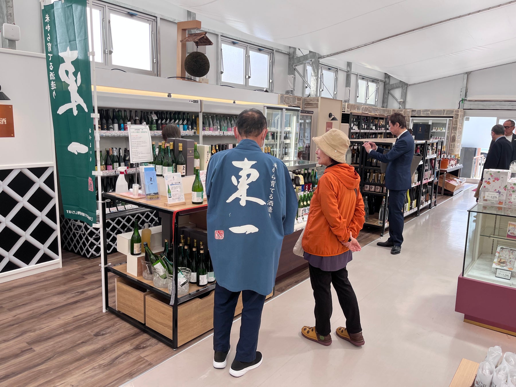 【佐賀玉屋】東別館・南館地階を同日リニューアル「和洋酒売場の拡大移転」と新食空間「たまちか亭」オープン