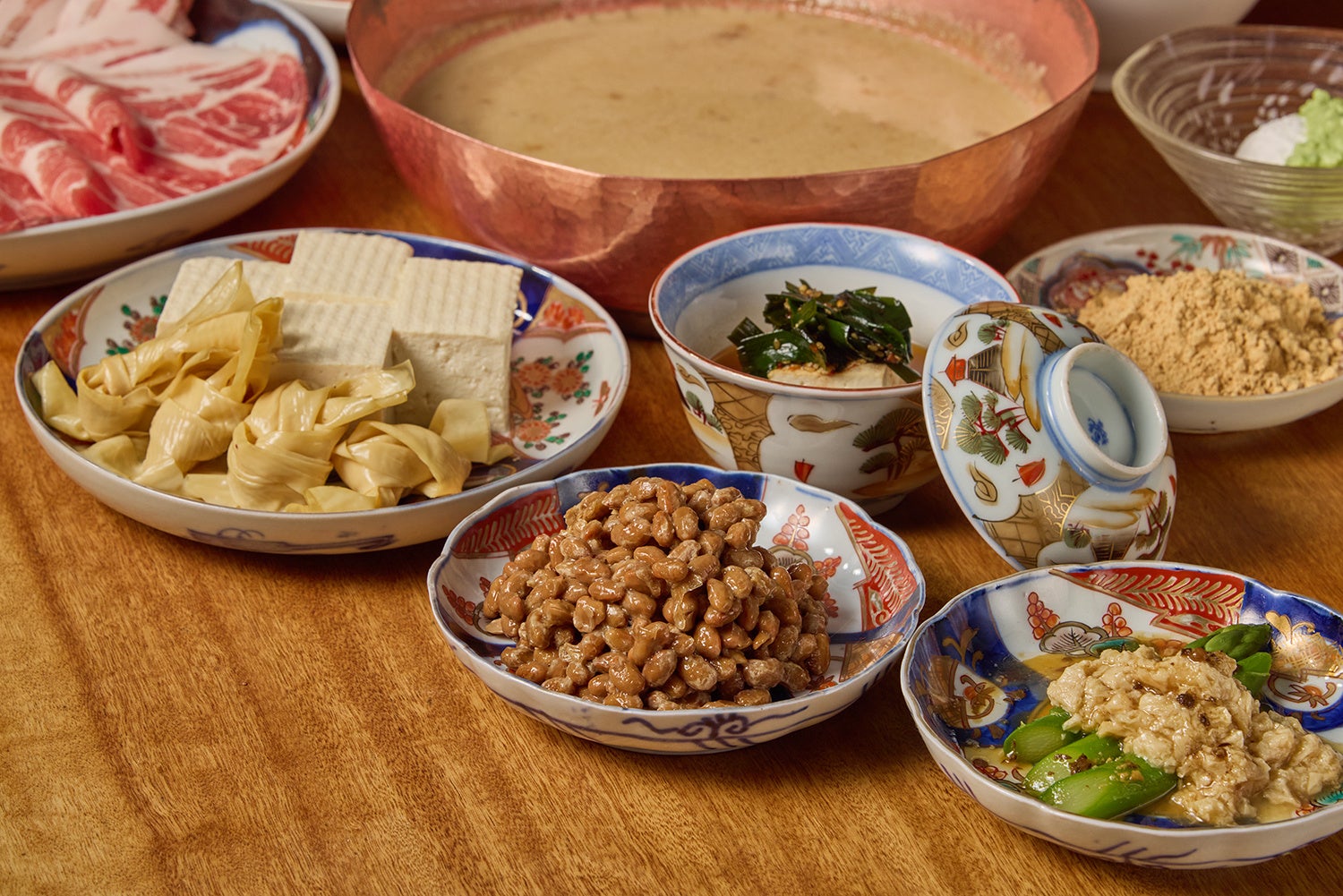 最高に美味しい“納豆しゃぶしゃぶ”こく旨納豆味噌スープとシンバイオティクス２０２６年４月１５日(水)　しゃぶしゃぶKINTAN代官山本店で販売開始