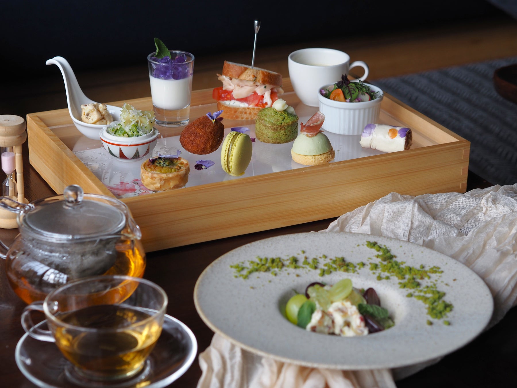 【メルキュール京都ステーション】花咲く庭園をイメージした「フローラルガーデンアフタヌーンティー」が5月1日(月)より2か月限定で登場！