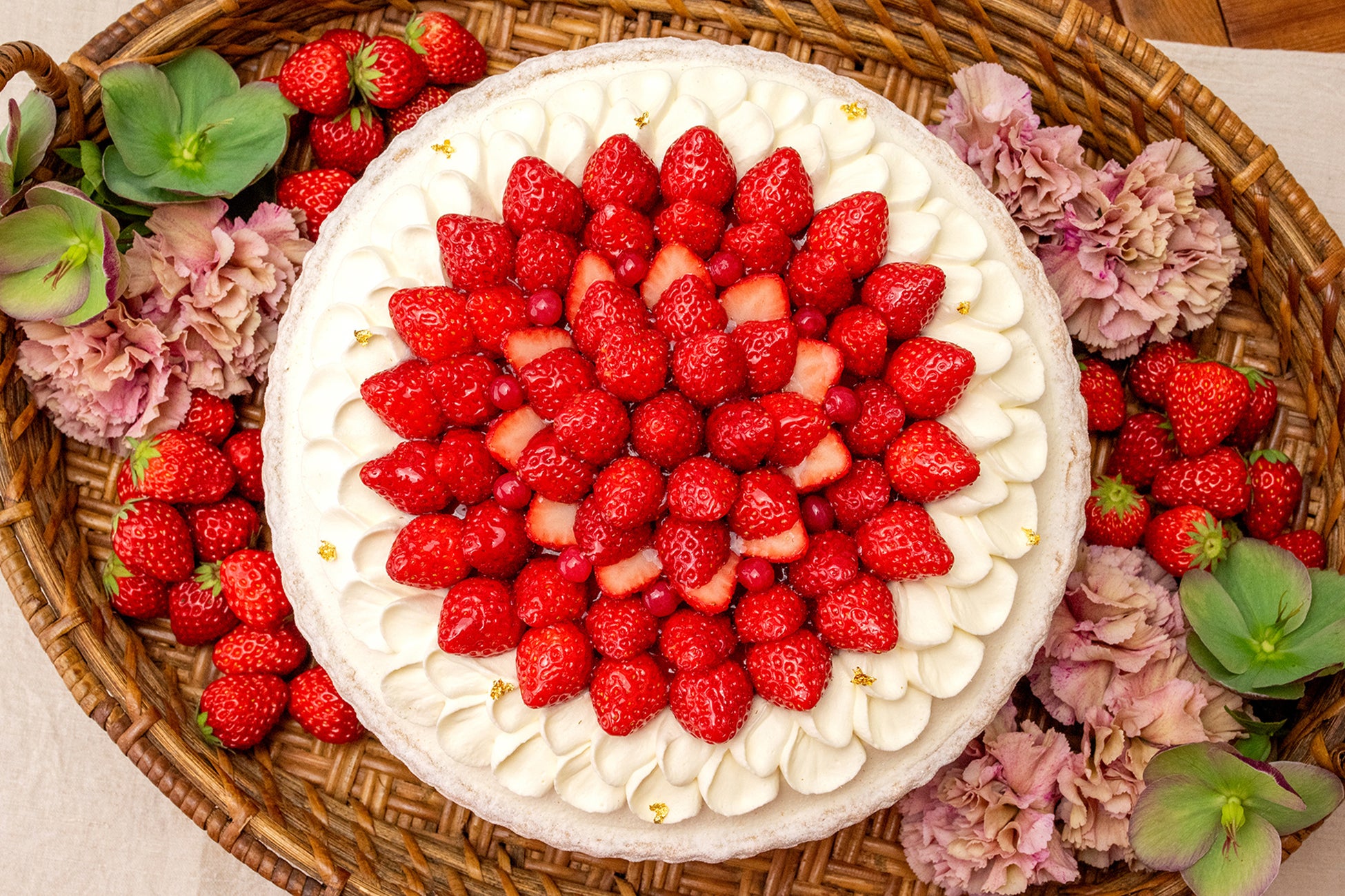 【キル フェ ボン】赤いカーネーションをモチーフにした母の日限定タルト新登場「2026 Mother’s Day」