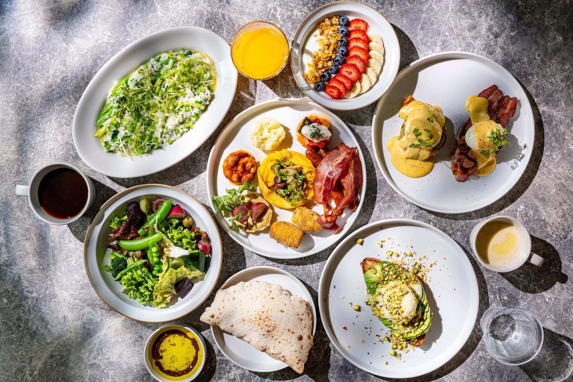 【 4/20 GRAND OPEN 】街と人をつなぐ、“泊まれるレストラン”が福岡・大名に誕生。九州の旬を味わうオールデイダイニング。