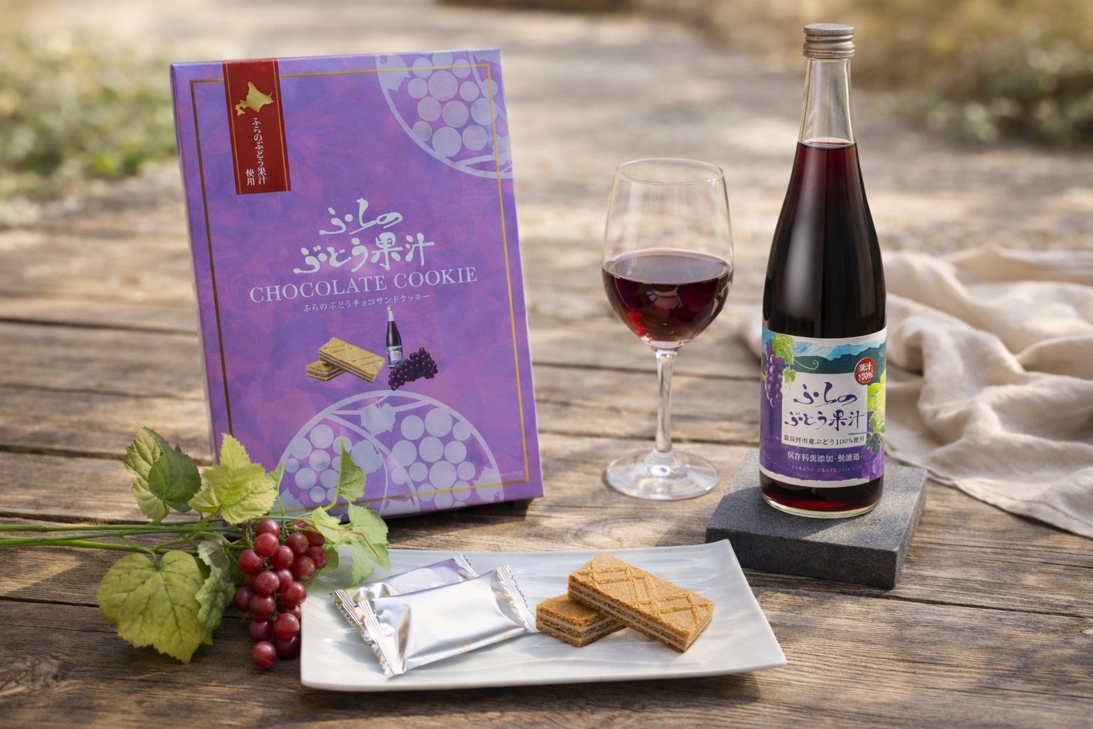 幅広い世代にお届けする“富良野のぶどう菓子”へ「ふらのぶどうチョコサンドクッキー」2026年4月20日（月）本格発売