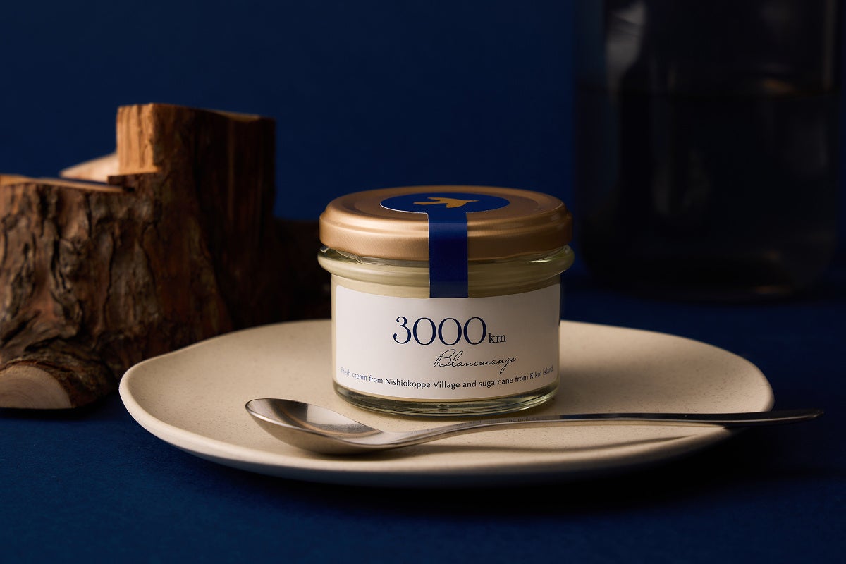 本気の手仕込み。ボリューム満点「豚メンチからあげ盛り」が期間限定でからやまに登場！噛んだ瞬間にあふれるジューシーな肉汁をお楽しみください。