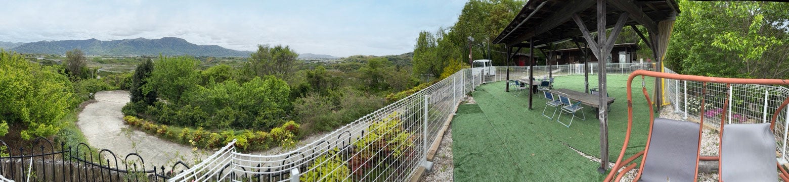 和歌山・観音山フルーツガーデン、完全貸切制ドッグラン「スカイサイト」をオープン。