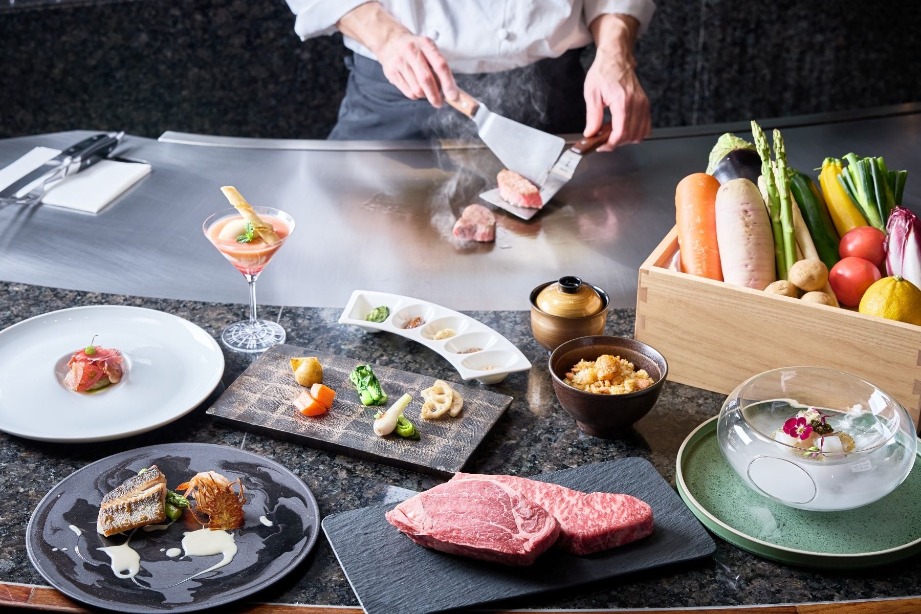 【名古屋】＜開業10周年＞旨みたっぷりの“イサキ”や濃厚な甘味が特徴の“シマアジ”。デザートは瑞々しい桃パフェを堪能！「五感で楽しむ初夏の特別コース」販売