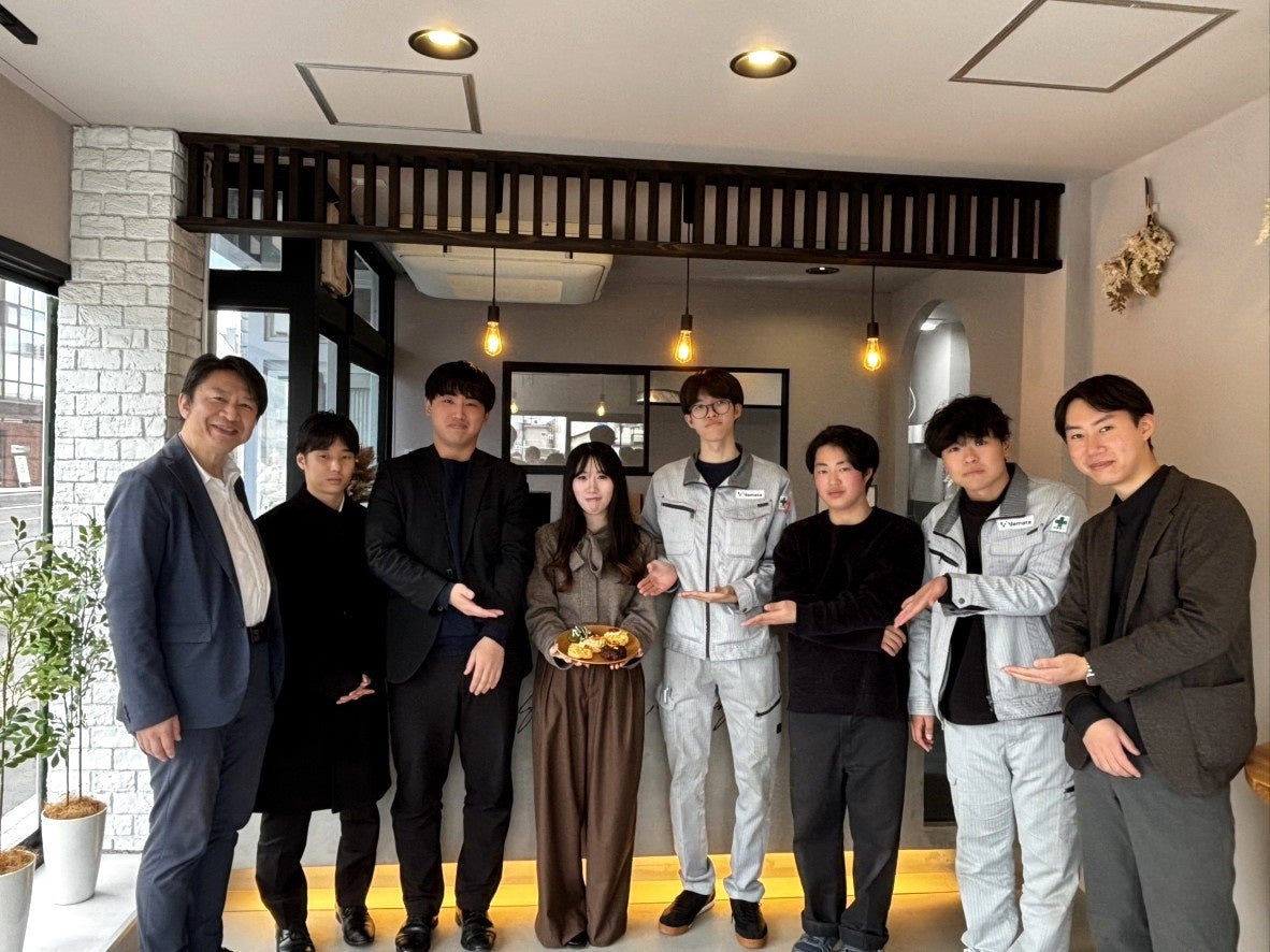 新入社員が店舗立ち上げに挑戦したスイーツ店「HALF TREND SWEETs」