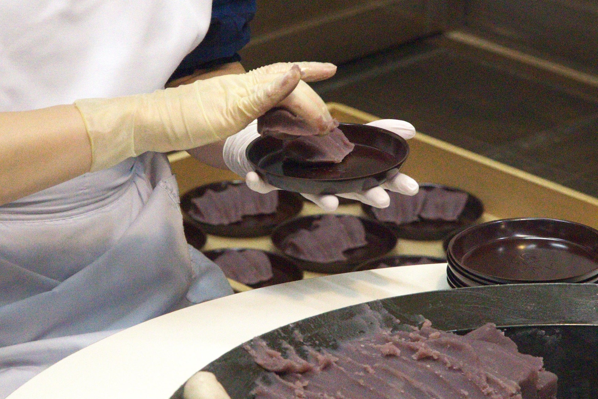 赤福・五十鈴茶屋、福岡に特別出店｜大丸福岡天神店「第43回全国うまいもの大会」で “つくりたての赤福餅”を実演販売、「抹茶コルネ」も九州初登場