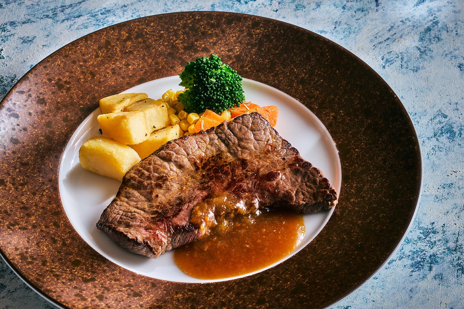 【ホテルオークラ東京ベイ】夏休み期間限定のディナーコースを7月24日より提供