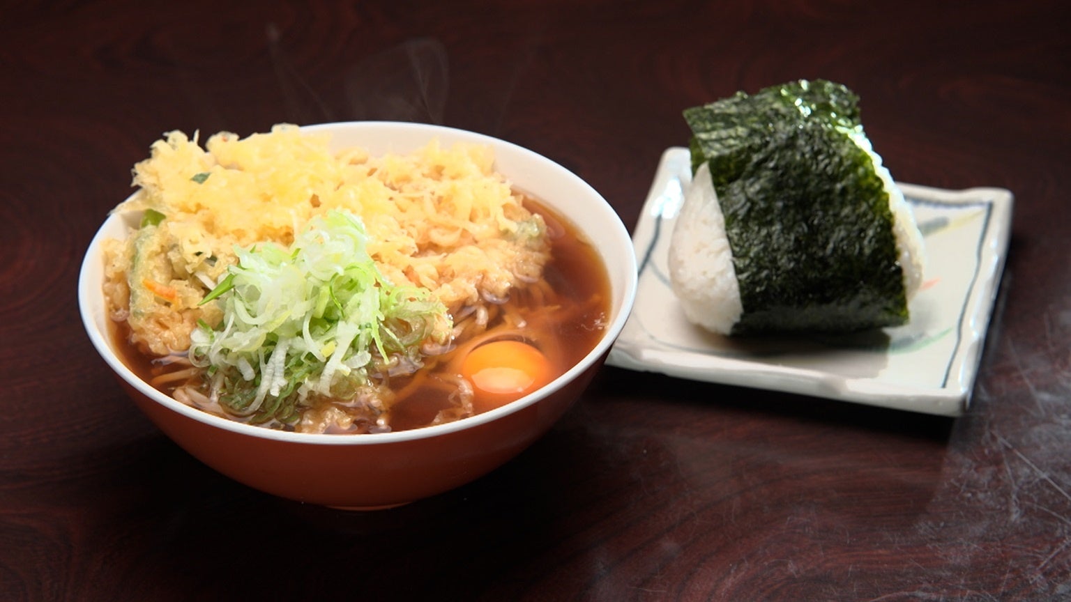 【ＢＳ日テレ】親子３代でつなぐ愛情たっぷり４０年変わらぬ味！　店名がどこにも書いていない！？　東京・府中朝日町でドランク塚地がエモい空間に浸る