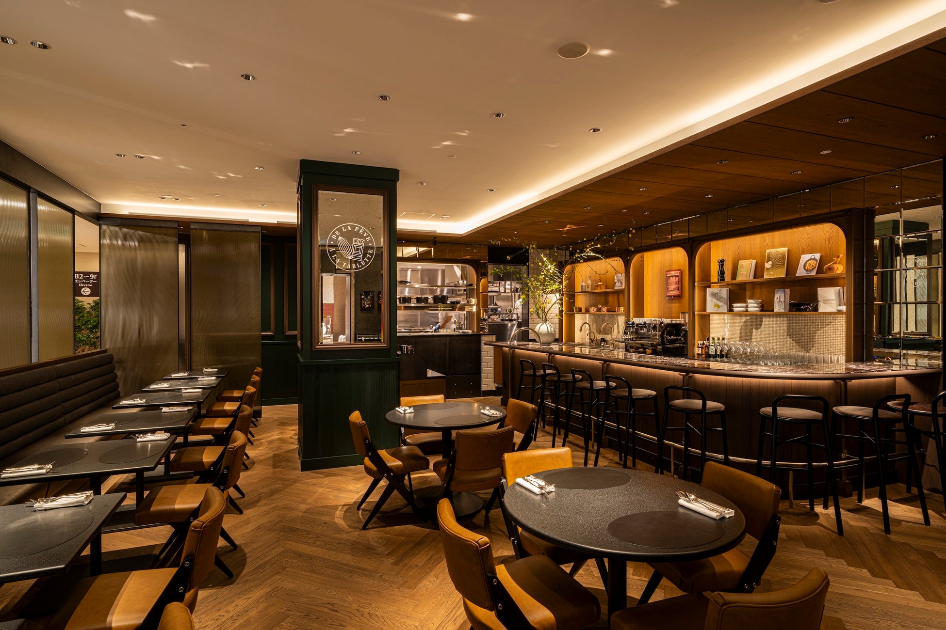 アラン・デュカスの世界観を体現するサロンが大阪に誕生。「アラン・デュカス・サロン・デ・マニュファクチュール・パリ」阪急うめだ本店に4月25日（土）オープン