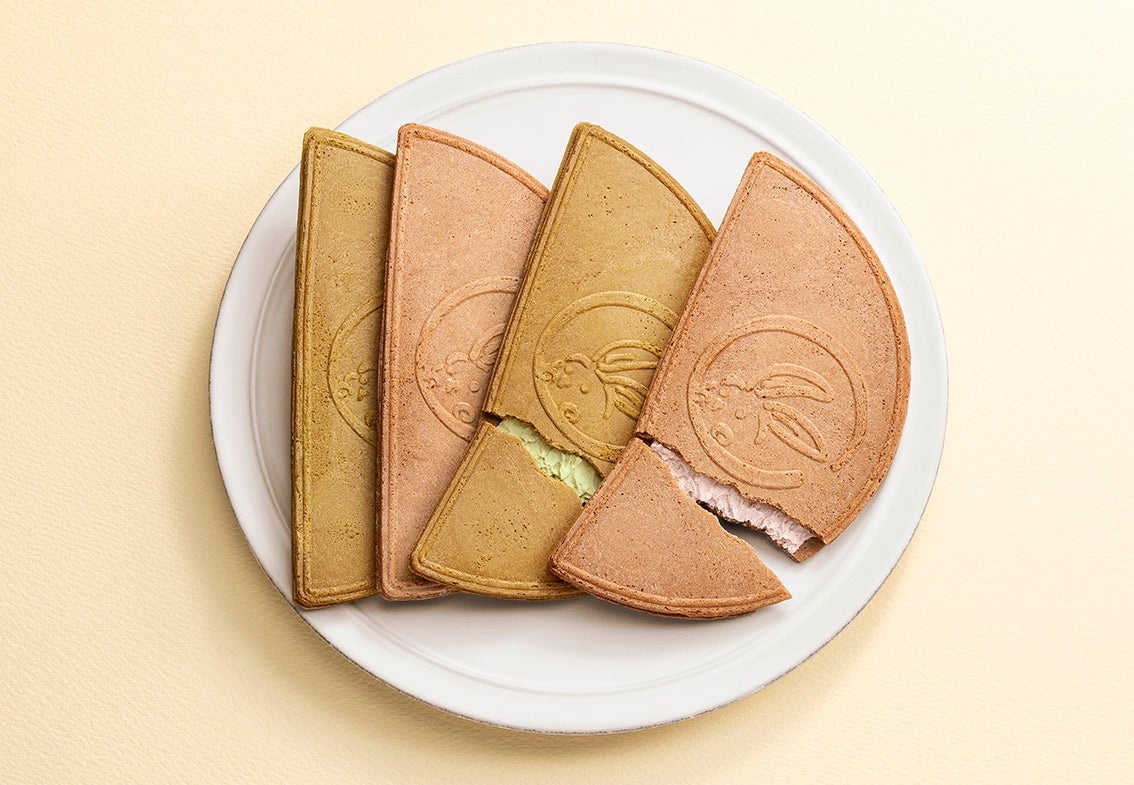 【沖縄初】鎌倉うまれの和スイーツ店「鎌倉五郎本店」デパートリウボウに常設コーナー誕生。代表銘菓『鎌倉半月』や夏限定品も