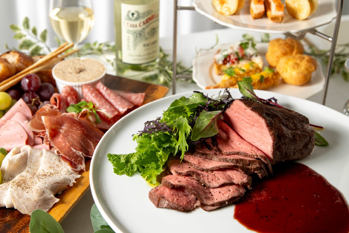 「TOOTH TOOTH ケータリング」より、5月30日（土）神戸・旧居留地にて開催される屋外ディナーイベント『神戸ホワイトディナー2026』限定プランが登場！