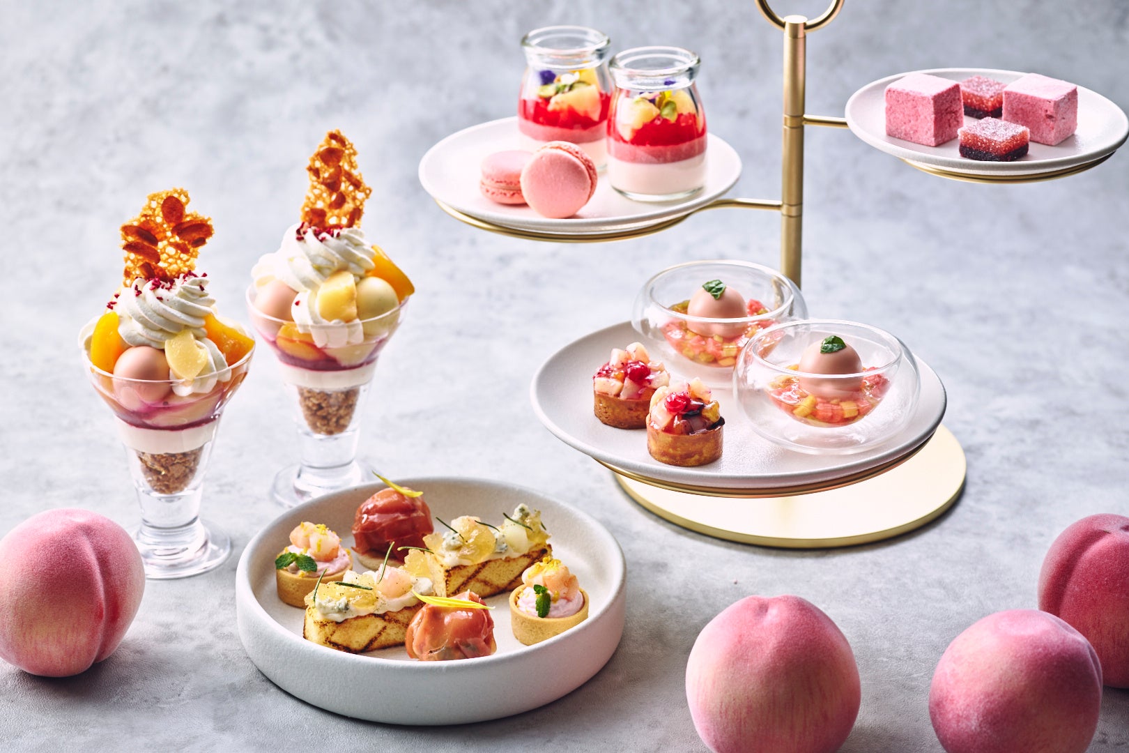 【ホテルインディゴ東京渋谷】桃のみずみずしい味わいを愉しむピーチアフタヌーンティーを、6月1日（月）より提供開始。