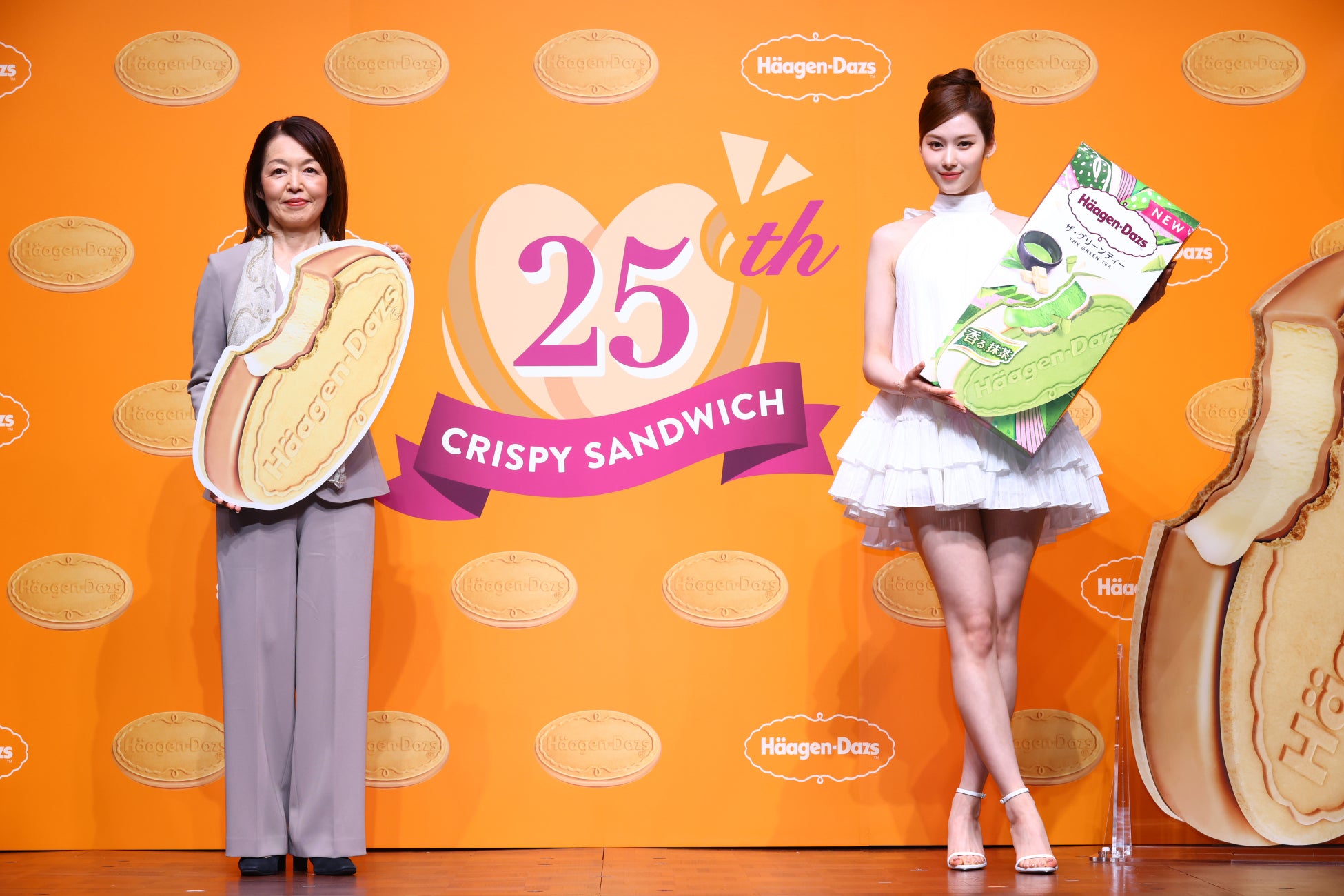 ハーゲンダッツCMでおなじみのTWICE SANAさんが登場！　「ハーゲンダッツ ジャパン クリスピーサンド25周年 PR発表会」開催