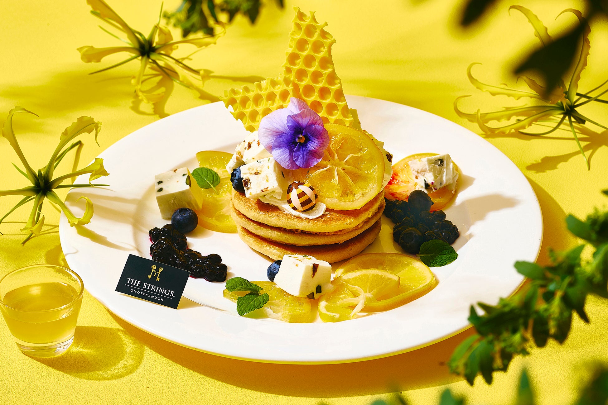 ウェンディーズの新定番!6種の具沢山トマトソースが絶品 看板メニュー「ウェンディーズチリ」をアレンジした独自性バーガーを期間限定で
