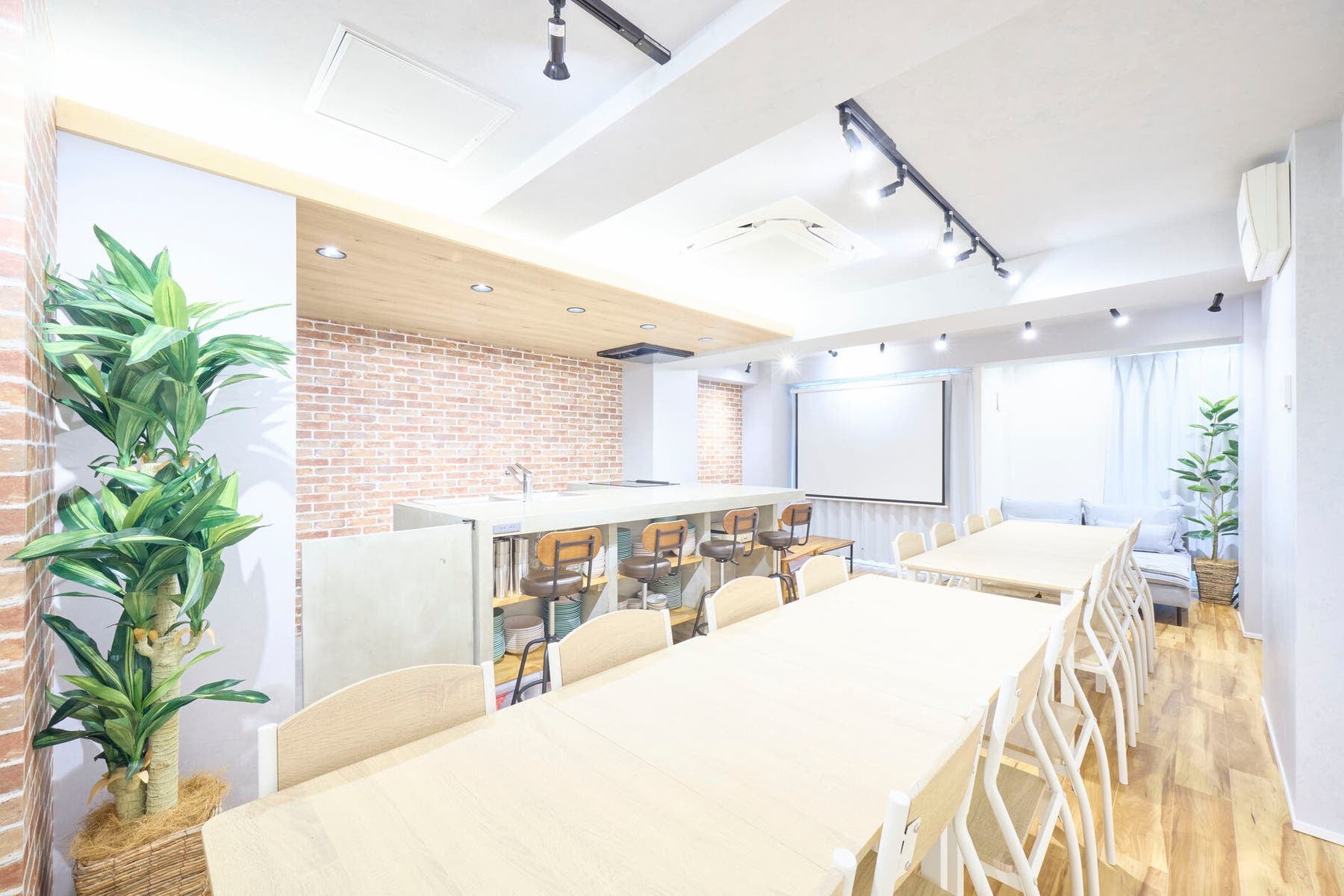 【家以上、店未満】飲食ビジネスをすぐに始められるレンタルキッチン「リノスぺkitchen秋葉原リヨン」が千代田区秋葉原にOPEN！