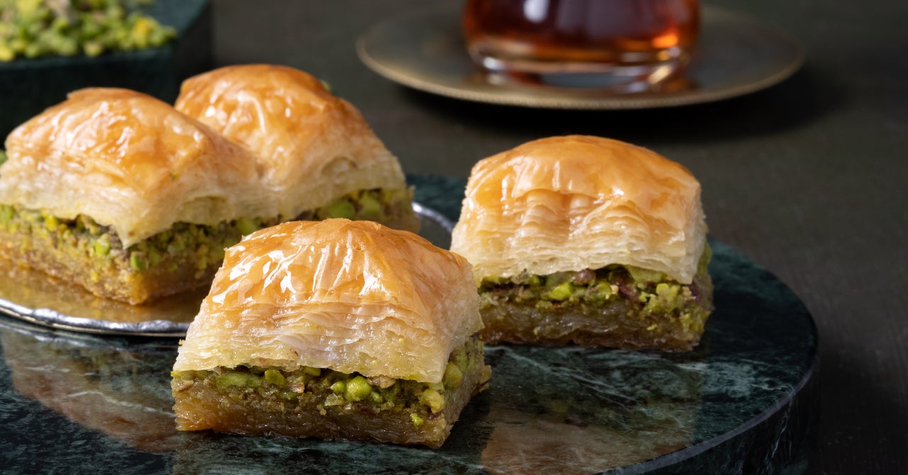 ［あべのハルカス近鉄本店］5/20から 贅沢ピスタチオスイーツ「バクラヴァ」＆ 流行スイーツ「ドバイチョコ」「エンジェルヘアチョコ」も登場